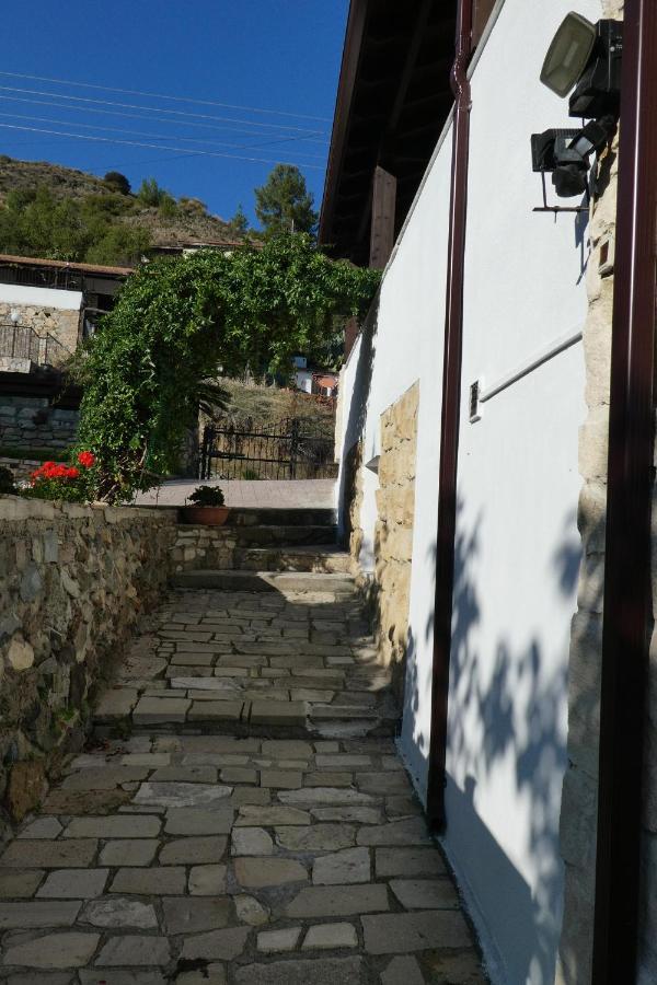 Lola'S Cottage & Garden Kalokhorio Exterior foto